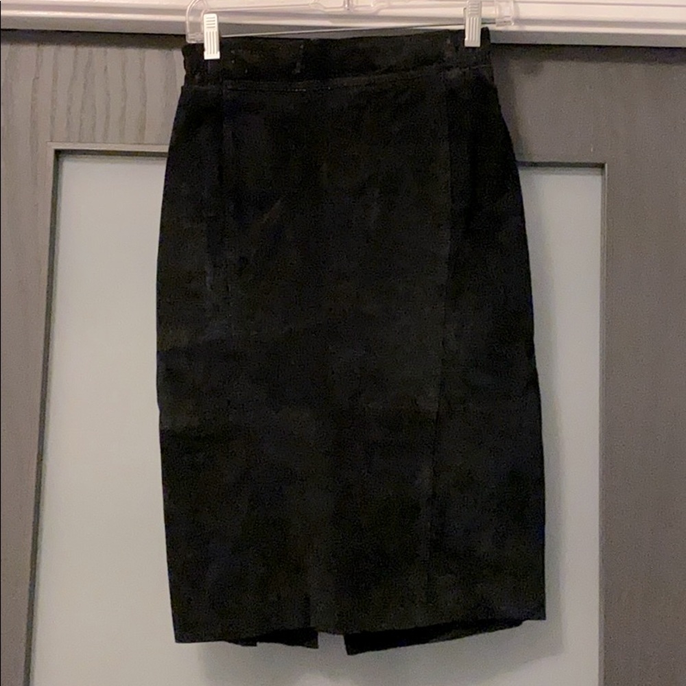S U E D E  pencil skirt